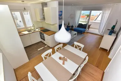 Kuhinja ili čajna kuhinja u objektu Apartment Ricca Seaview