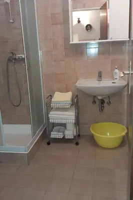 Kupaonica u objektu Apartment Bol 13413f