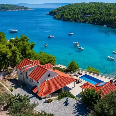 Luxury Villa Kate - in Lucice Bay with turquoise sea
