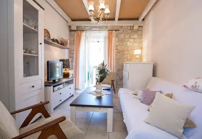 TV i/ili zabavni centar u objektu Visilo Heritage Stone House - A 300-year-old Legacy in the Heart of Pučišća
