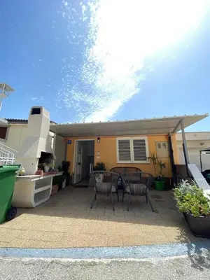 Zgrada u kojoj se nalazi apartman