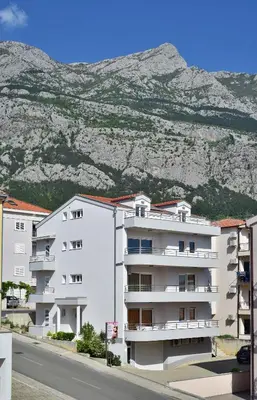 Pogled na planine ili pogled na planine iz apartmana