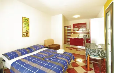 Kuhinja ili čajna kuhinja u objektu Studio Apartment In Makarska