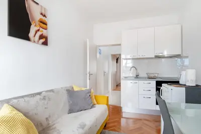 Kuhinja ili čajna kuhinja u objektu Rooms&Apartments Zelux