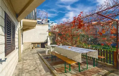 Balkon ili terasa u objektu Three-Bedroom Apartment In Podstrana
