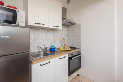 Kuhinja ili čajna kuhinja u objektu Beach Apartments Borovina