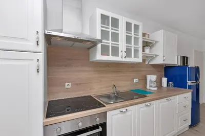 Kuhinja ili čajna kuhinja u objektu Apartments Marija