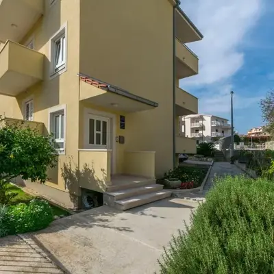 Apartments Srecko