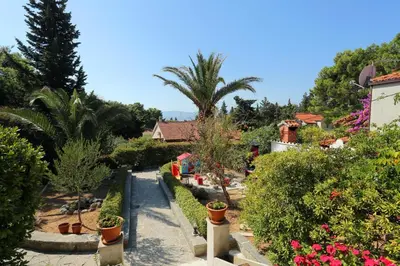 Tlocrt objekta Family friendly apartments with a swimming pool Bol, Brac - 14379