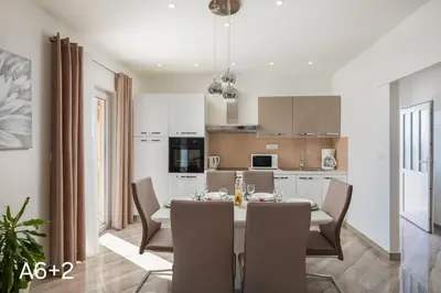 Kuhinja ili čajna kuhinja u objektu Apartman Dalibor, Stanići - Omiš