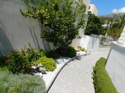 Vrt u objektu Beach Villa Bozikovic