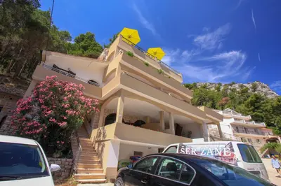 Zgrada u kojoj se nalazi apartman