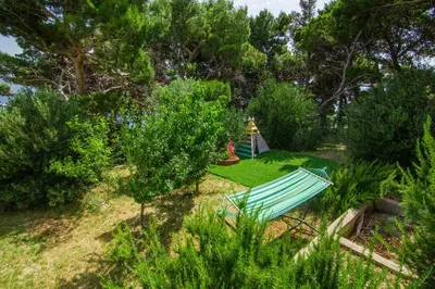 Vrt u objektu Holiday House Botta
