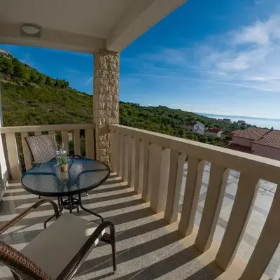 White Stone Villa 43