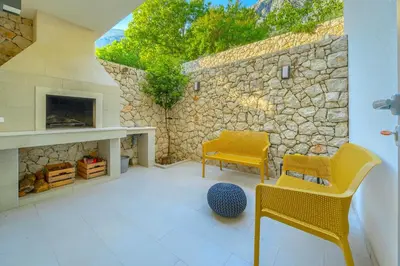 TV i/ili zabavni centar u objektu Villa Bellevue Bast