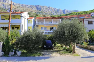 Pogled na planine ili pogled na planine iz apartmana