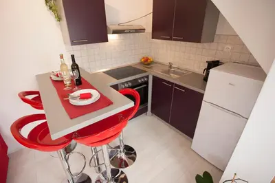 Kuhinja ili čajna kuhinja u objektu Superior apartment in Stari Grad