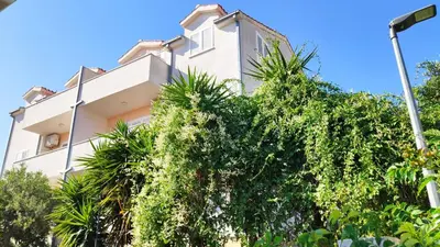 Vrt u objektu Apartments Mazuran