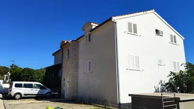 Zgrada u kojoj se nalazi apartman