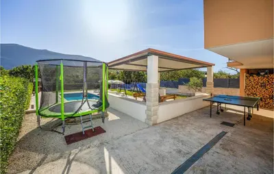 Pogled na planine ili pogled na planine iz apartmana