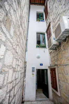 Zgrada u kojoj se nalazi apartman