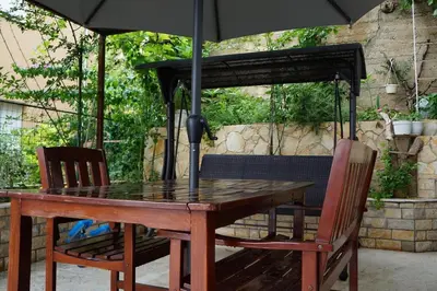 Popločani dio dvorišta ili vanjski dio objekta Apartments STANIĆ - comfortable accommodation for your vacation !