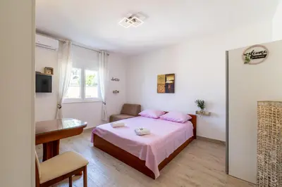 Krevet ili kreveti u jedinici u objektu Apartments STANIĆ - comfortable accommodation for your vacation !