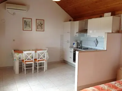Kuhinja ili čajna kuhinja u objektu Holiday Home Oliva