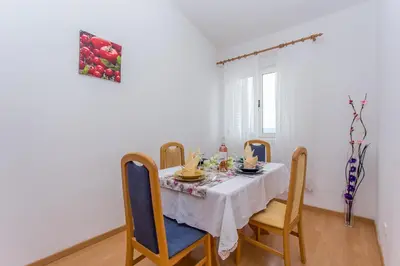 Tlocrt objekta Apartments Snjezana Makarska