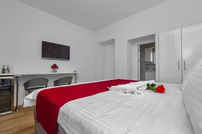Krevet ili kreveti u jedinici u objektu Luxury Rooms Paradise Garden