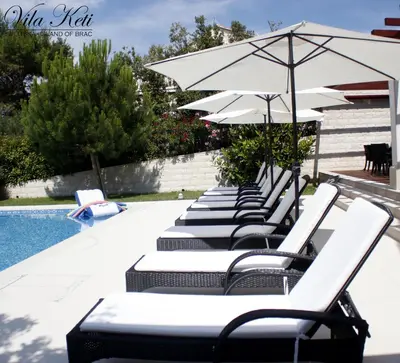 Bazen u objektu Villa Keti apartments Pool & Wellness ili u blizini