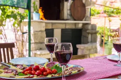 Pića u objektu Mini stone house