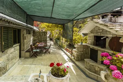 Vrt u objektu Mini stone house