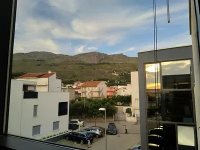 Pogled na planine ili pogled na planine iz apartmana