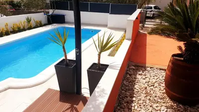 Bazen u objektu Charming House in Stari Grad ili u blizini