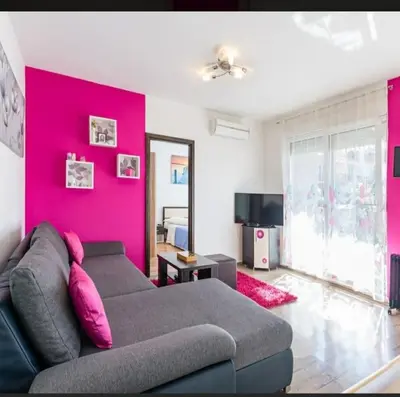 TV i/ili zabavni centar u objektu Apartments with a parking space Podstrana, Split - 14934