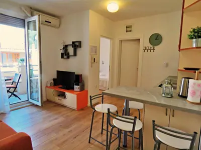 TV i/ili zabavni centar u objektu Mitra Zonata Orange