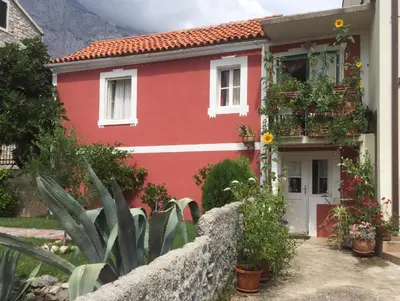 Zgrada u kojoj se nalazi apartman