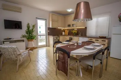 Kuhinja ili čajna kuhinja u objektu Apartment Zvone