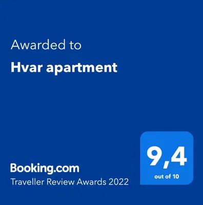 Certifikat, nagrada, logo ili neki drugi dokument izložen u objektu Central Hvar apartment