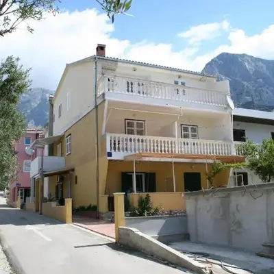 Apartments by the sea Promajna