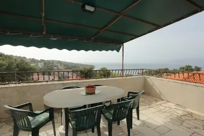 Balkon ili terasa u objektu Apartments with a parking space Splitska, Brac - 15197