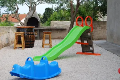 Dječje igralište u objektu Vacation home Kairos
