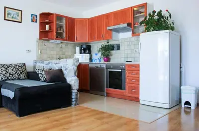 Kuhinja ili čajna kuhinja u objektu Apartments by the sea Makarska - 15200
