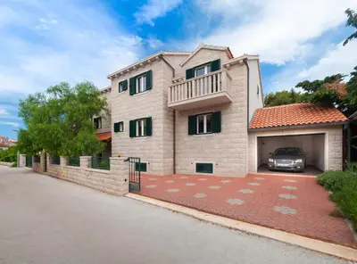 Zgrada u kojoj se nalazi apartman