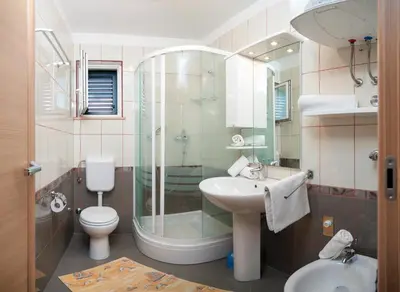 Kupaonica u objektu Apartments by the sea Postira - Brac - 15242