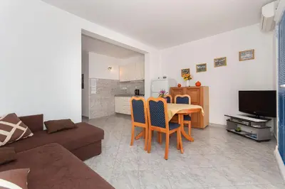 TV i/ili zabavni centar u objektu Apartments with parking space Pisak, Omis - 2827