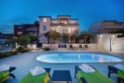 Bazen u objektu Apartments Katarina with swimming pool ili u blizini
