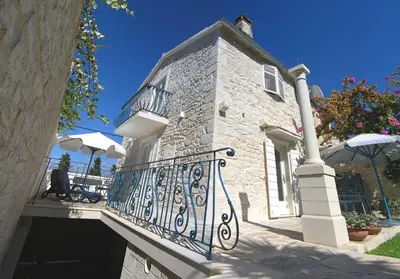 Zgrada u kojoj se nalazi apartman