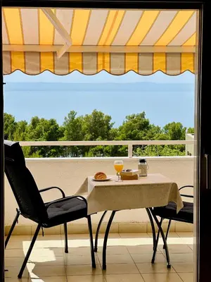 Balkon ili terasa u objektu Penthouse studio with sea view